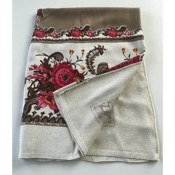 Vintage 70s tablecloth, rectangle, tan, cream, pink flowers, 50" x 73" - Picture 8 of 10